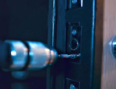 八步24小时上门开锁公司